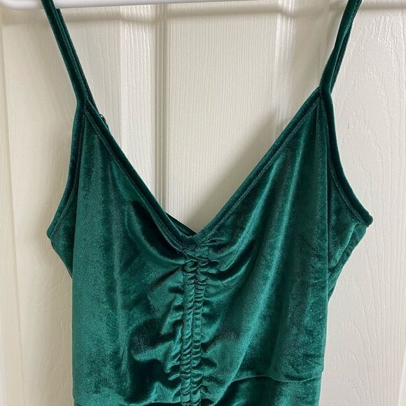 Area Stars Sexy Emerald Green Soft Velvet Sosi Tie Hem Ruched Mini Dress - Picture 6 of 8